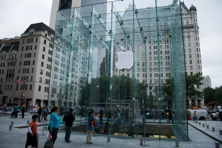 Quick Thoughts on the new MacBook Pro (with touchbar)